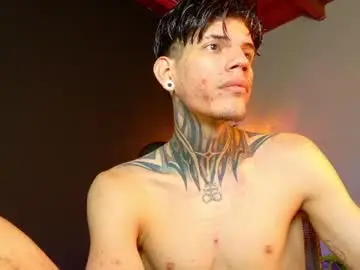 Chaturbate Live Sex of daviid_huge