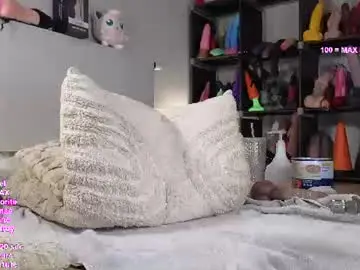 Chaturbate Live Sex Cam of hayleex