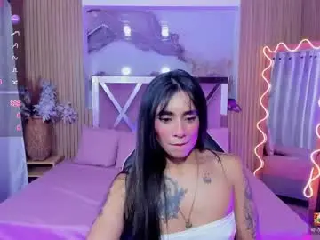 Chaturbate Live Sex Cam of lindsay_tay