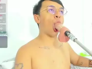 Chaturbate Sex Cam of ale_naughty