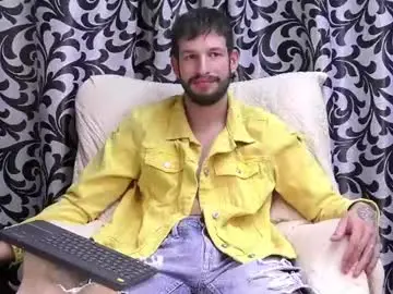 Chaturbate Live Sex Cam of leonvane