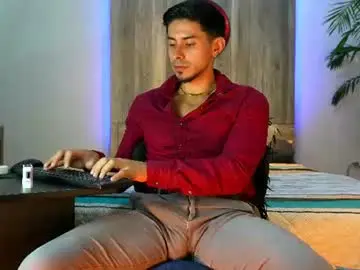 Chaturbate Adult Video Chat of andrew_elliot
