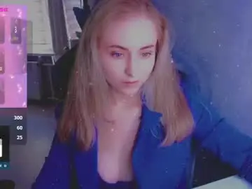 Chaturbate Adult Video Chat of kira_love_sleep