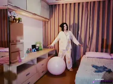 Chaturbate Best live sex cam show of madnessalise