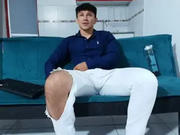 Chaturbate Live Porn of jacques_cardiet