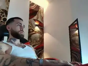 Chaturbate Live Sex Cam of luke_davis01