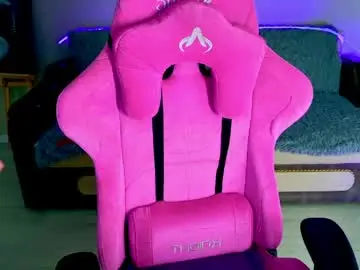 Chaturbate Live Sex of shawty_miia