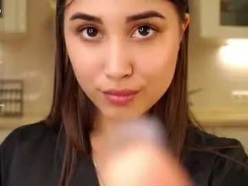 Chaturbate Live Sex Cam of bae_miamor