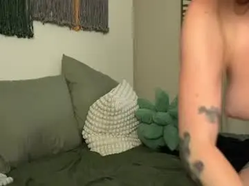 Chaturbate Free Porn Cam of emma_ruby