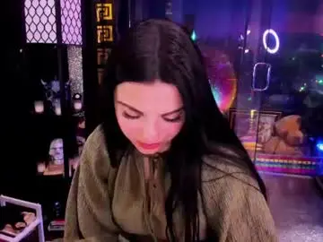 Chaturbate Nude Webcam of alma_pearl