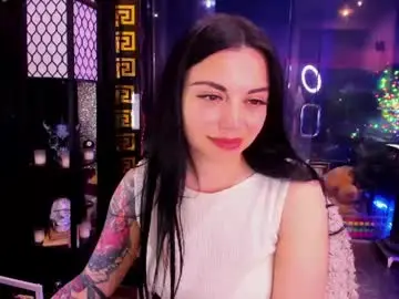 Chaturbate Nude Webcam of alma_pearl