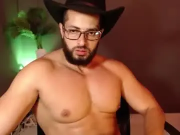 Chaturbate Free Porn Cam of chris_magnum_