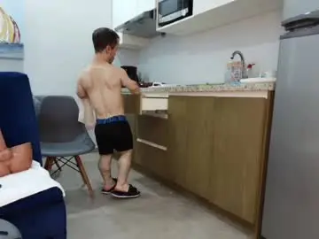 Chaturbate Best Webcam of midgettripod1