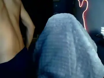 Chaturbate Free Live Porn of naugthyboyloy