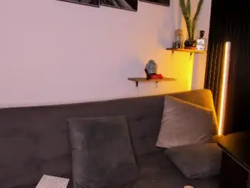 Chaturbate Live Sex of mia_ravenn