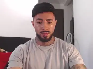 Chaturbate Sex Chat of maximus_golden