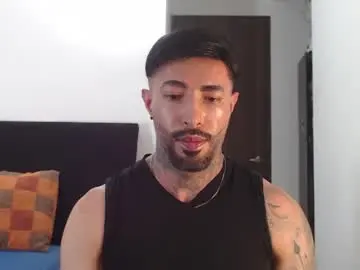 Chaturbate Free Live Porn of maximus_golden
