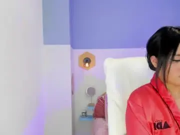 Chaturbate Live Sex Cam of chloe_fischer