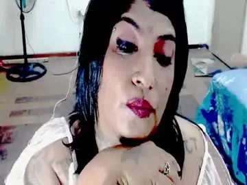 Chaturbate Live Sex Cam of indiancatz2