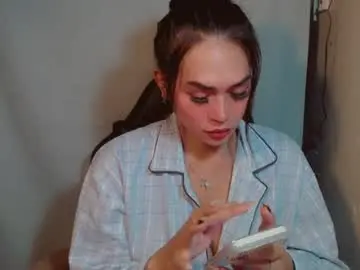 Chaturbate Adult Video Chat of justhewayouare21