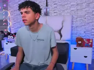 Chaturbate Live Sex of keahi_tay