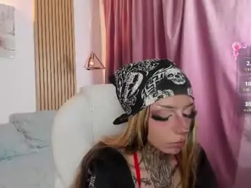 Chaturbate Watch Live Sex Cams of korarousee