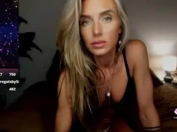 Chaturbate Live Porn of theselina_kyle