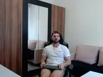 Chaturbate Live Sex Cam of darius_94