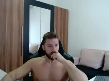 Chaturbate Live Sex of darius_94