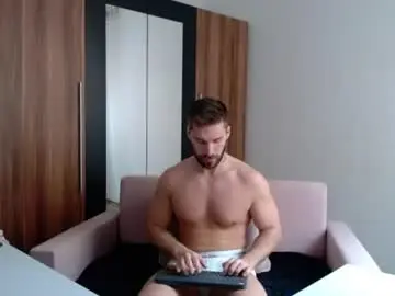 Chaturbate Best live sex cam show of darius_94
