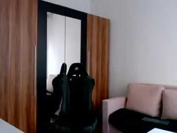 Chaturbate Free Porn Cam of darius_94