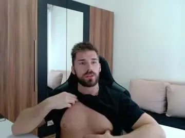 Chaturbate Adult Webcams of darius_94