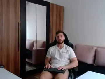 Chaturbate Live Sex of darius_94