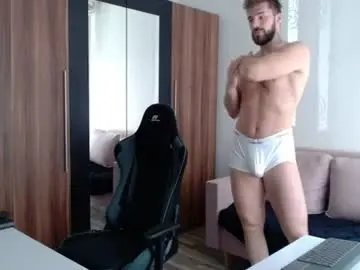 Chaturbate Free Porn Cam of darius_94