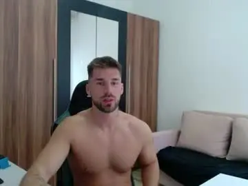 Chaturbate Sex Cam of darius_94