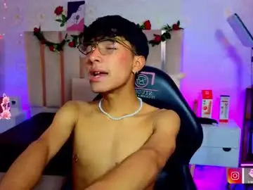 Chaturbate Watch Live Sex Cams of osamu_tay
