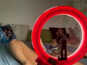 Chaturbate Live Sex Cam of lustforlola