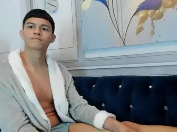 Chaturbate Free Live Porn of apolo_jonnes