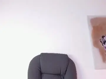 Chaturbate Live Sex Cam of chloee_parkerr