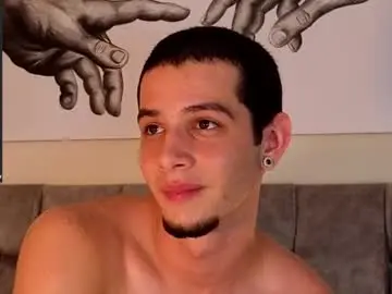 Chaturbate Live Sex of isaacblaze_
