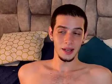 Chaturbate Free Porn Cam of isaacblaze_