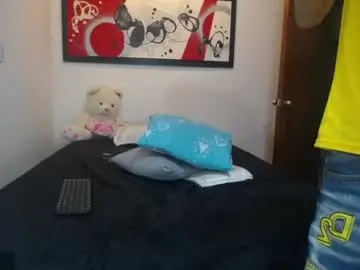 Chaturbate Nude Webcam of andrescoll25