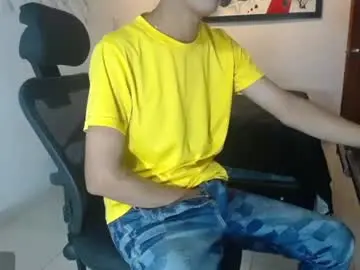 Chaturbate Sex Chat of andrescoll25