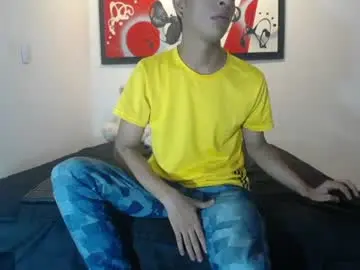 Chaturbate Free Live Porn of andrescoll25