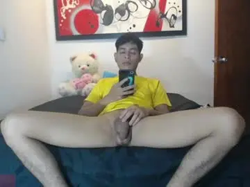 Chaturbate Sex Cam of andrescoll25