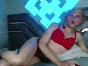 Chaturbate Sex Cam of helenashinegoldx