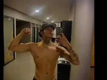 Chaturbate Private Sex Chat of mike_bastian_