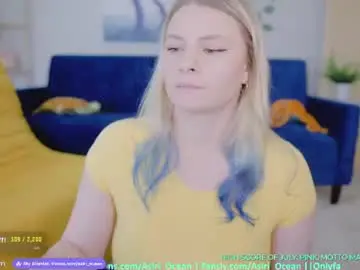 Chaturbate Live Sex Cam of asiri_ocean