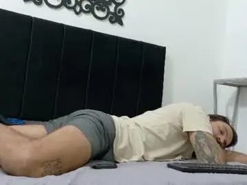 Chaturbate Live Sex of santhiago_jonnes_