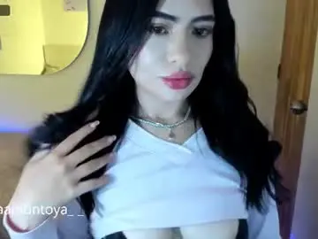 Chaturbate Adult Video Chat of sara_medellin